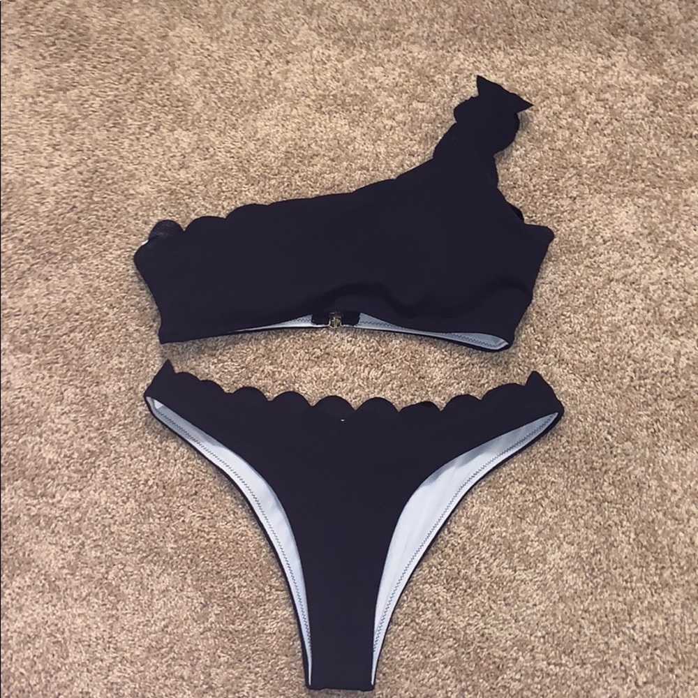 Navy Scalloped Swimsuit!! NEVER WORN